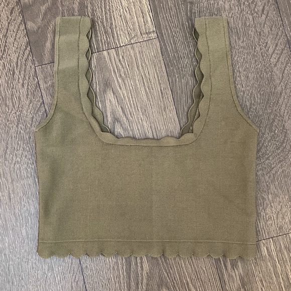 Marciano Crop Top - Picture 2 of 7